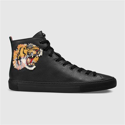 gucci schoenen tijger|gucci tiger clothing.